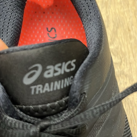 ASICS training shoes - Picture 8 of 12